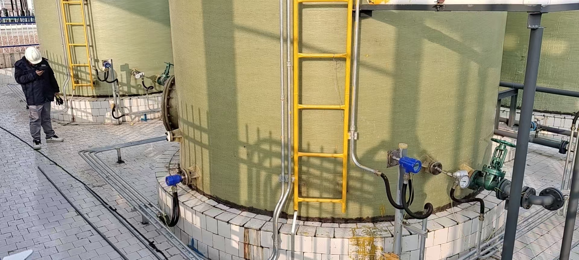 Τελευταίες εταιρικές υποθέσεις What Can a Tuning Fork Level Switch Detect?-100 Questions About Tuning Fork Level Switches